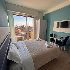 Studio con letto king size